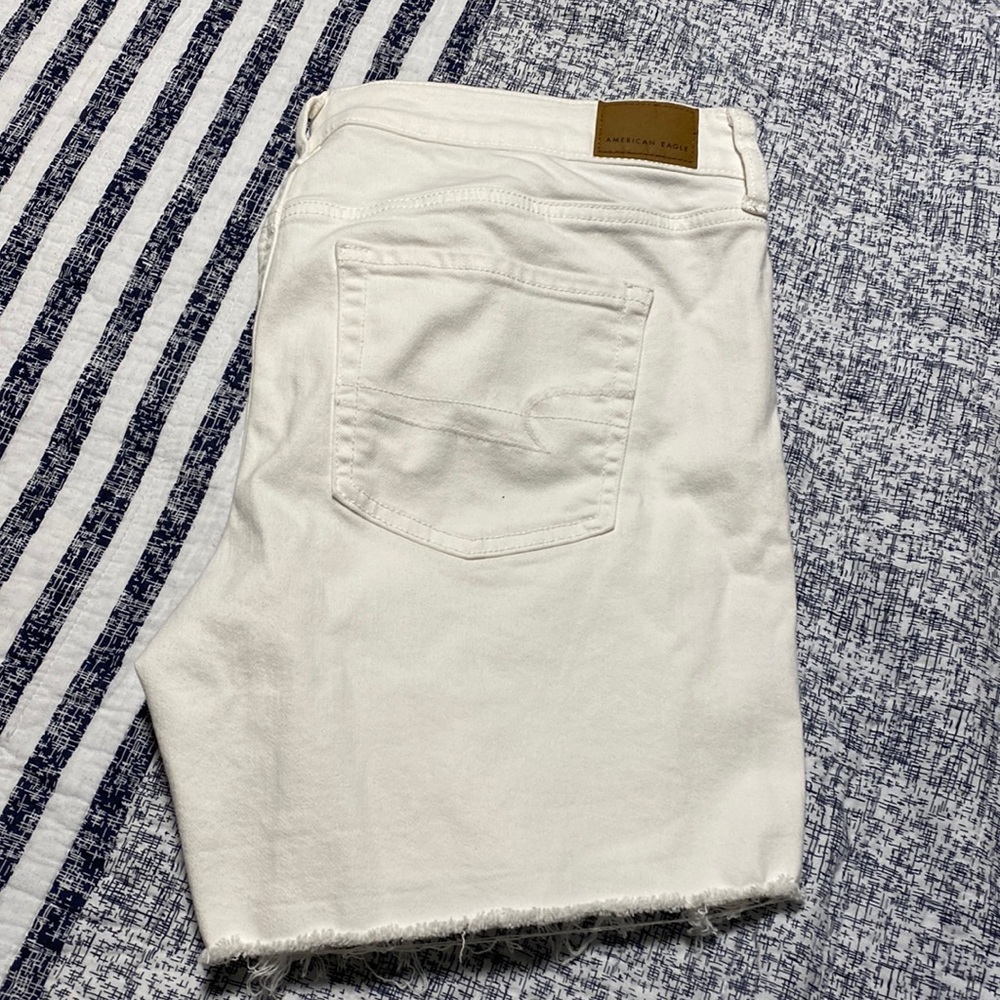 American Eagle cut off white denim short